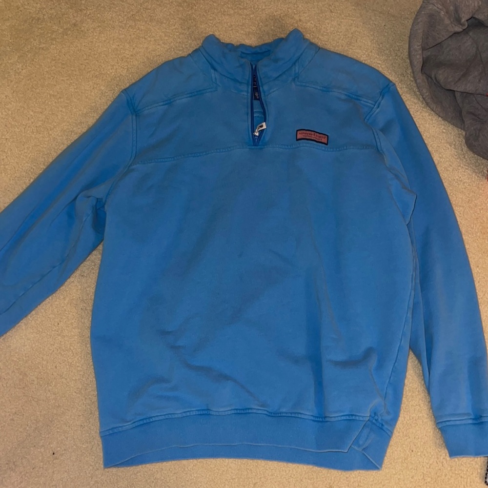 Vineyard vines size L crew neck sweater